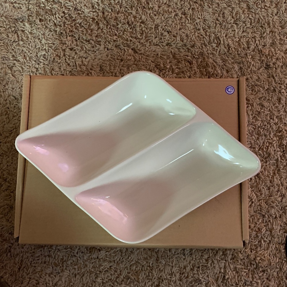 Longaberger Pottery Woven Traditions Ivory Divided Wave Bowl